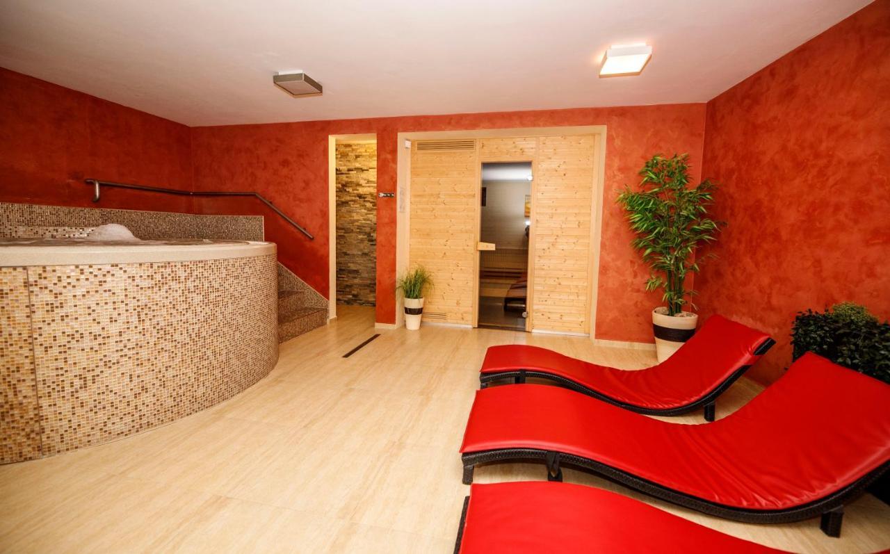 Wellness Pension 7 Гаррахов Экстерьер фото